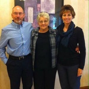 Meet your Posher, Lois